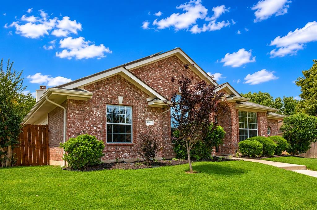 1504 Pecan Court Allen, TX 75002 - Photo 3 of 30
