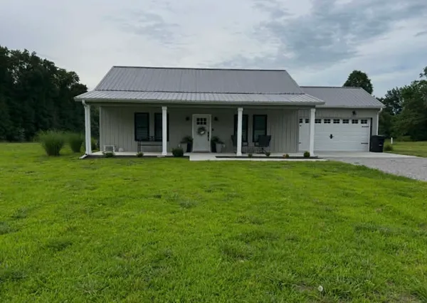 $219,900 | 13271 Hope Lane, Benton, IL 62812