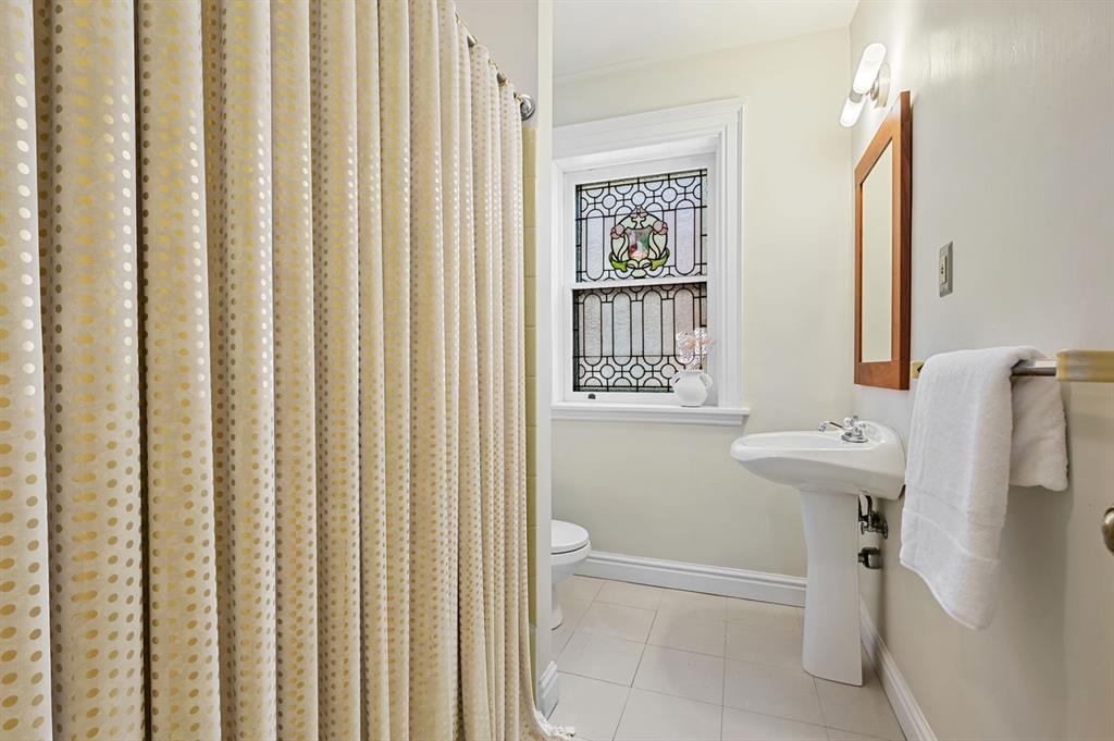 5612 Howe Street Pittsburgh, PA 15232 - Photo 20 of 24