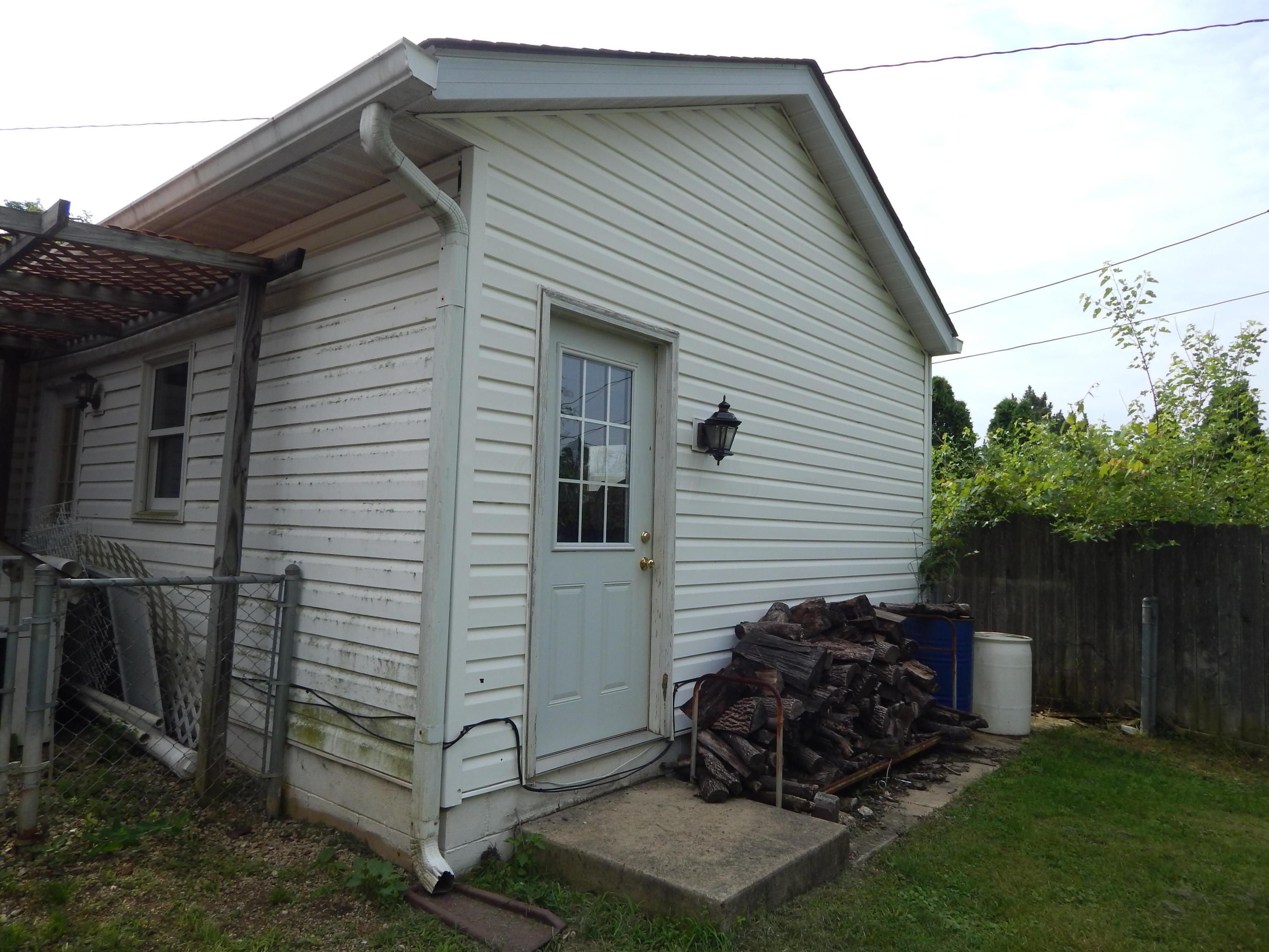 825 McNaughten Road Columbus, OH 43213 - Photo 17 of 44 Gallery Image 17