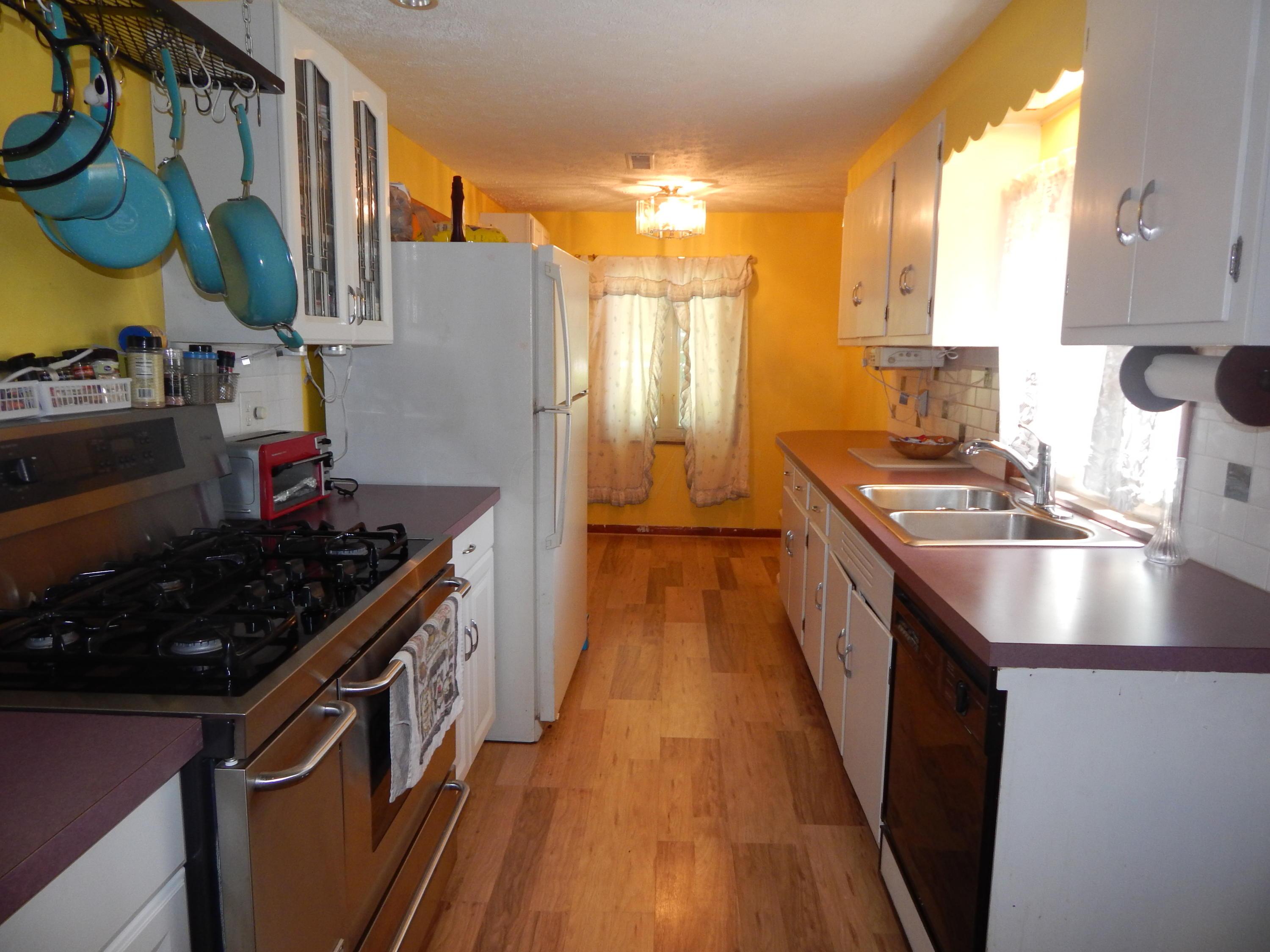 825 McNaughten Road Columbus, OH 43213 - Photo 23 of 44 Gallery Image 23