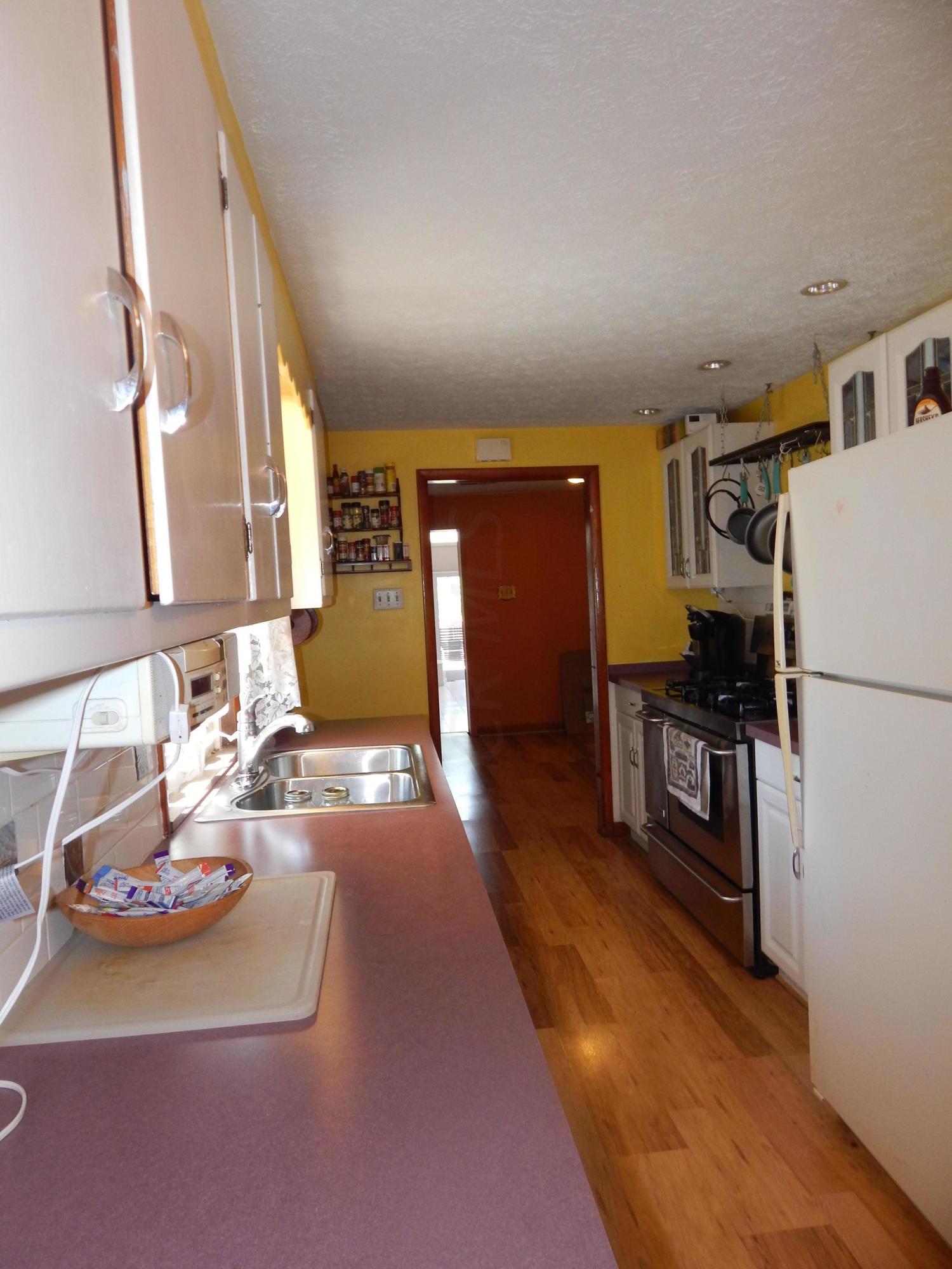 825 McNaughten Road Columbus, OH 43213 - Photo 31 of 44 Gallery Image 31