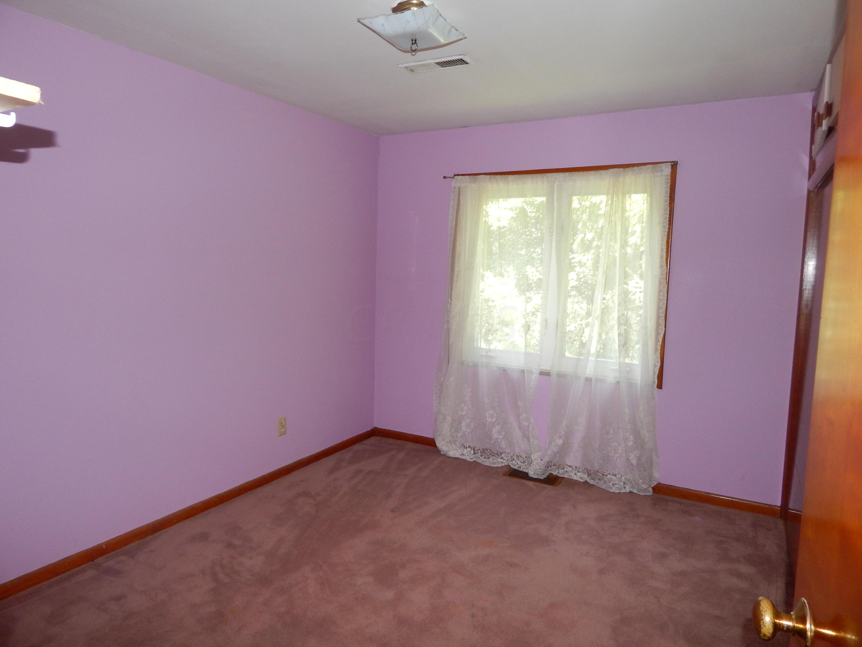 825 McNaughten Road Columbus, OH 43213 - Photo 35 of 44 Gallery Image 35