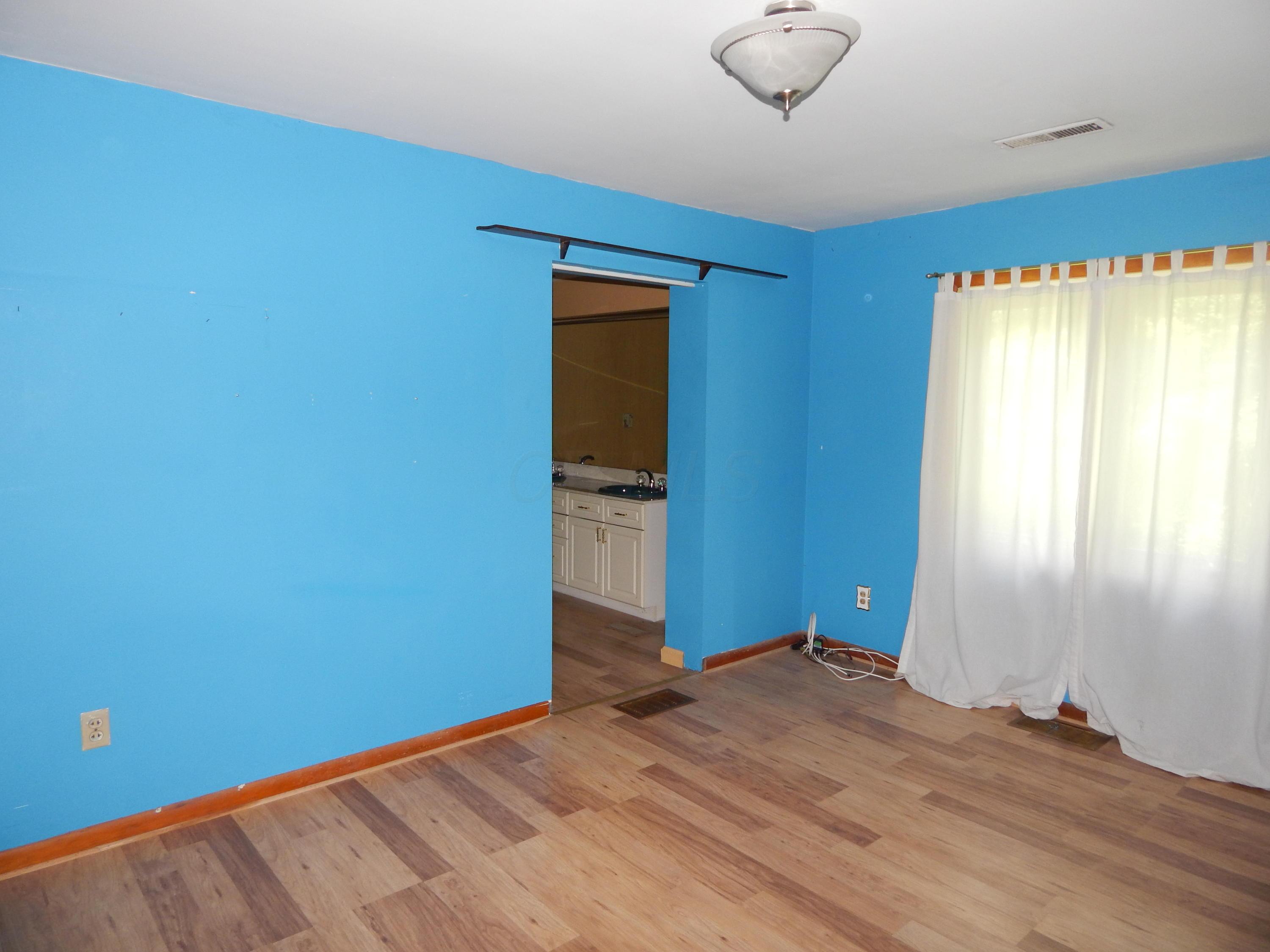 825 McNaughten Road Columbus, OH 43213 - Photo 36 of 44 Gallery Image 36