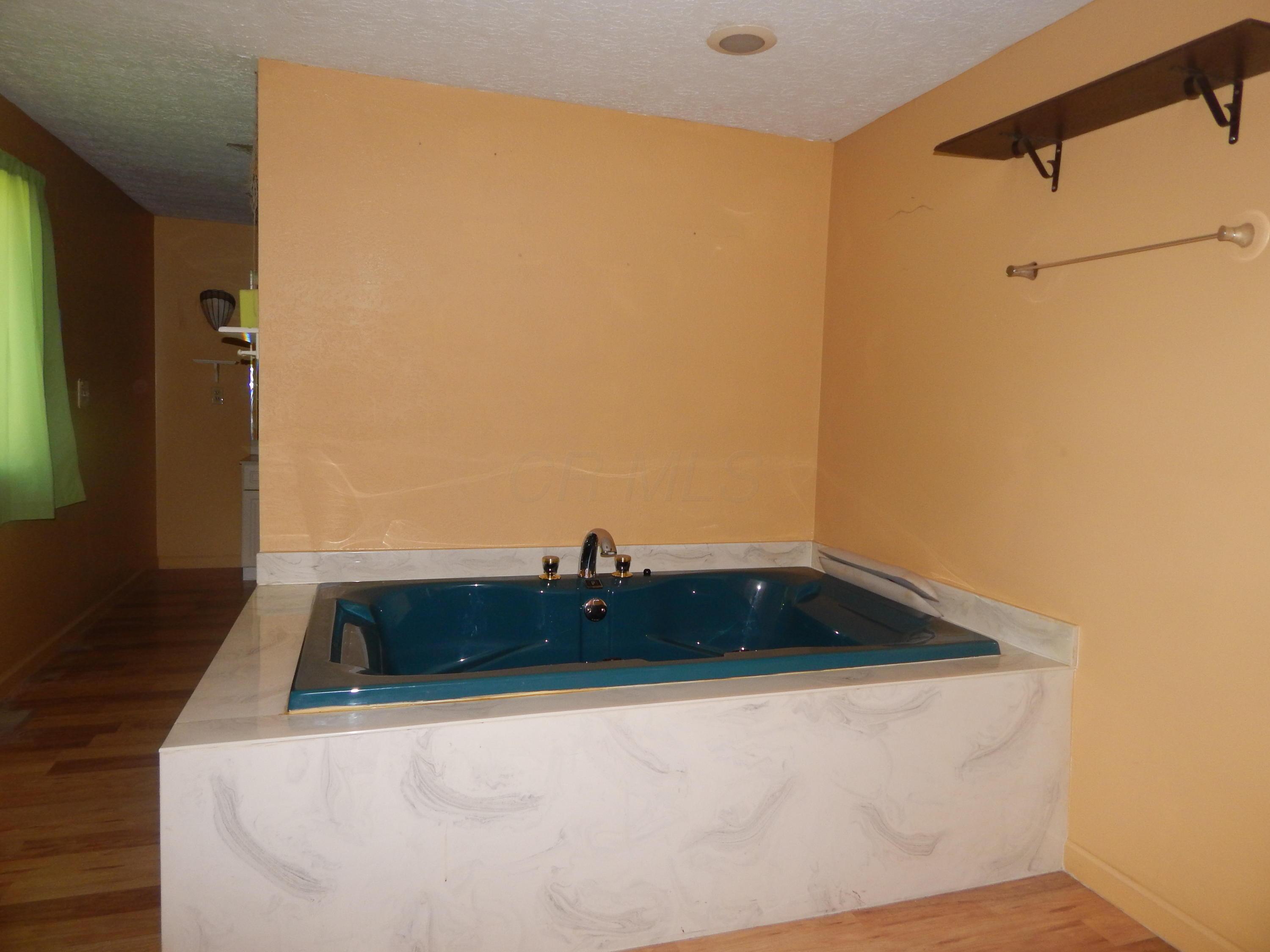 825 McNaughten Road Columbus, OH 43213 - Photo 41 of 44 Gallery Image 41