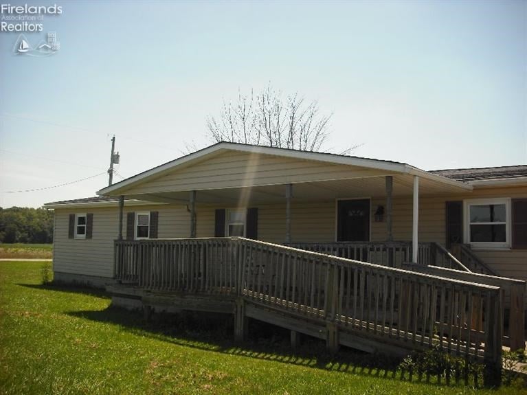 3045 Court Road Collins, OH 44826 - Photo 4 of 10 Gallery Image 4