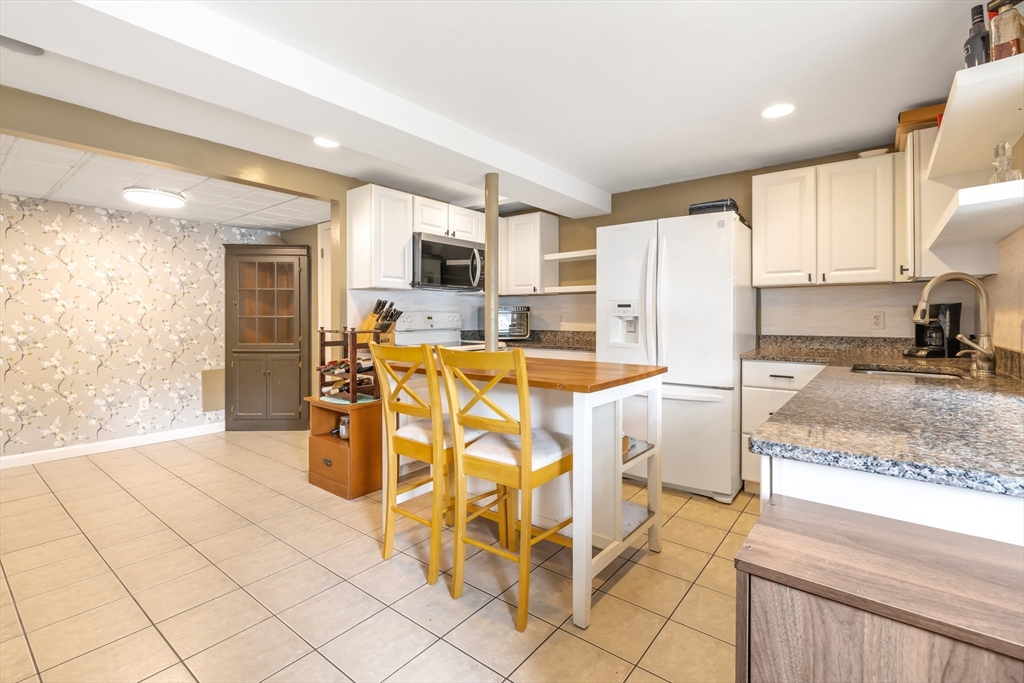 25 Nickerson Road Ashland, MA 01721 - Photo 3 of 16