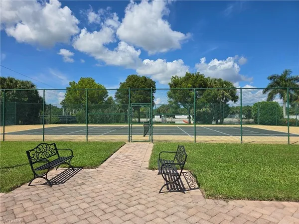 a view of a tennis court