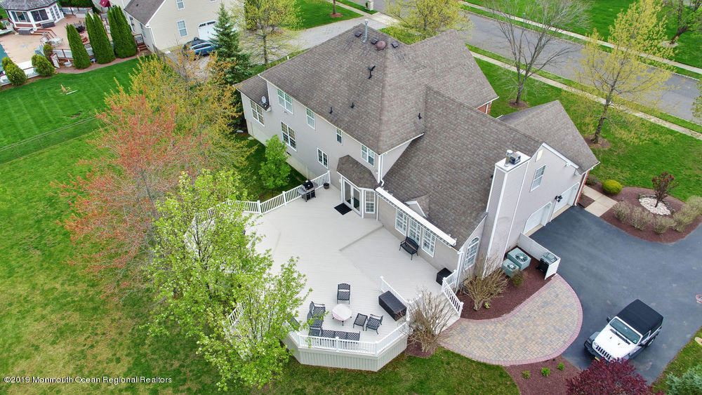 255 Pin Oak Road Freehold, NJ 07728 - Photo 54 of 59 014_dji_0477-dji_0481