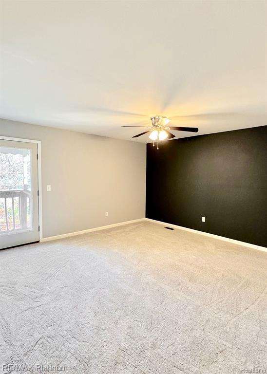 21410 Ruth Street Farmington Hills, MI 48336 - Photo 17 of 21