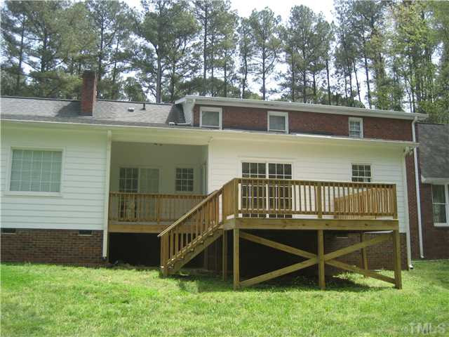 9619 Barton Creek Road Raleigh, NC 27615 - Photo 11 of 11 Exterior Back