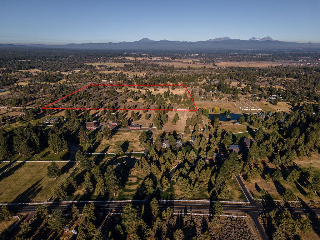 60675 Billadeau Road Bend, OR 97702 - Photo 86 of 87 PhotoMyListing-77