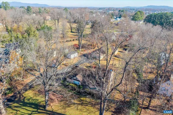 $675,000 | 989 Crozet Avenue, Crozet, VA 22932
