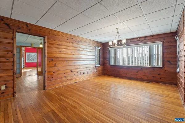 $675,000 | 989 Crozet Avenue, Crozet, VA 22932