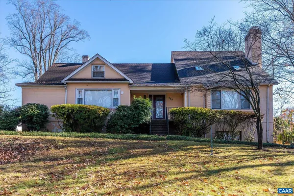 $675,000 | 989 Crozet Avenue, Crozet, VA 22932