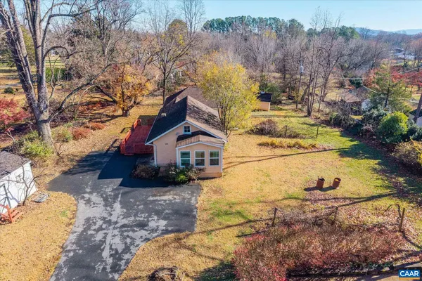 $675,000 | 989 Crozet Avenue, Crozet, VA 22932