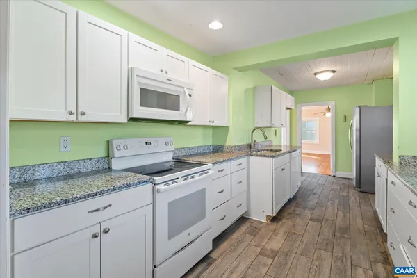 $675,000 | 989 Crozet Avenue, Crozet, VA 22932