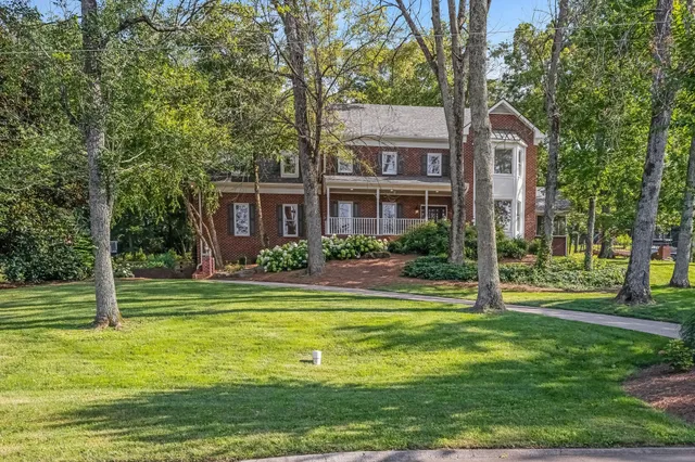 $1,425,000 | 9211 Fox Run Drive, Brentwood, TN 37027