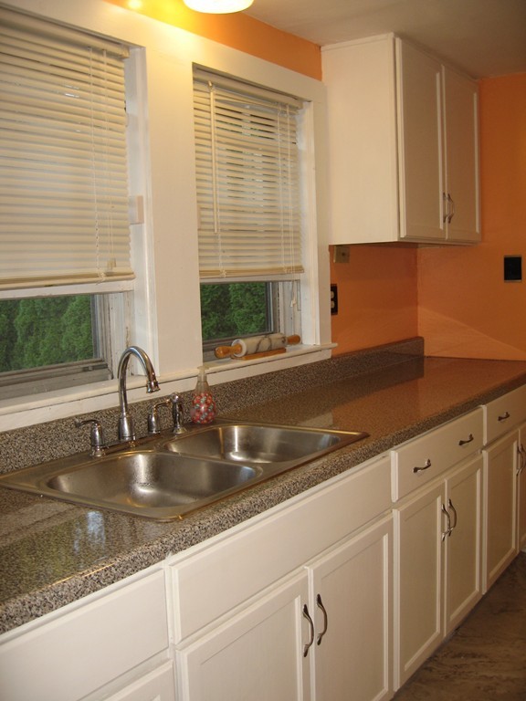 43 Hawthorne Road Norton, MA 02766 - Photo 2 of 14 Gallery Image 2