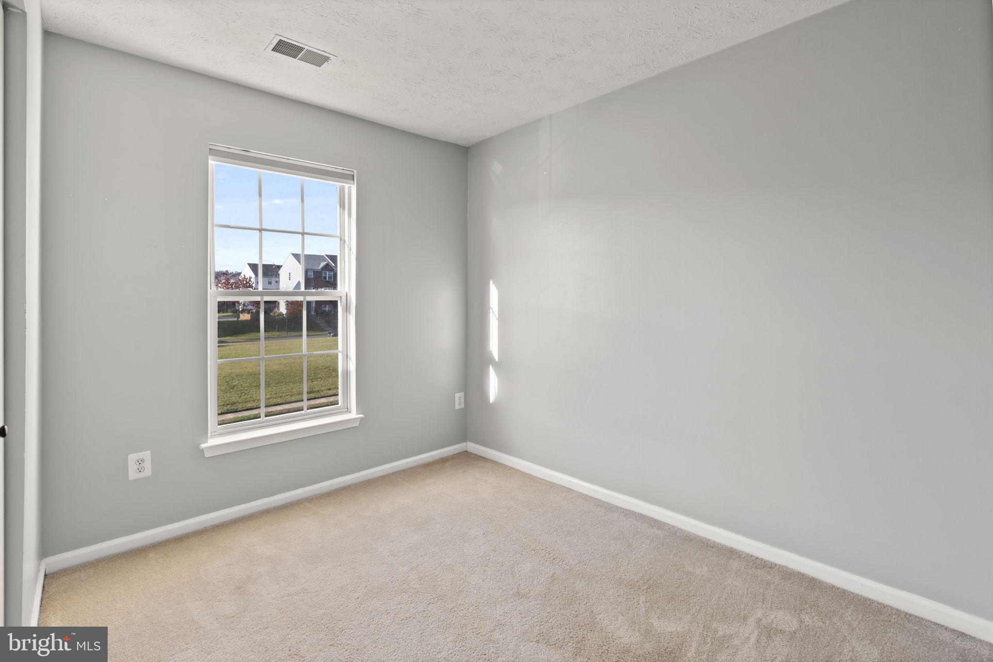 5030 Finsbury Road Rosedale, MD 21237 - Photo 15 of 43