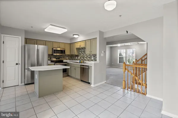 $2,800 | 5030 Finsbury Road, Rosedale, MD 21237