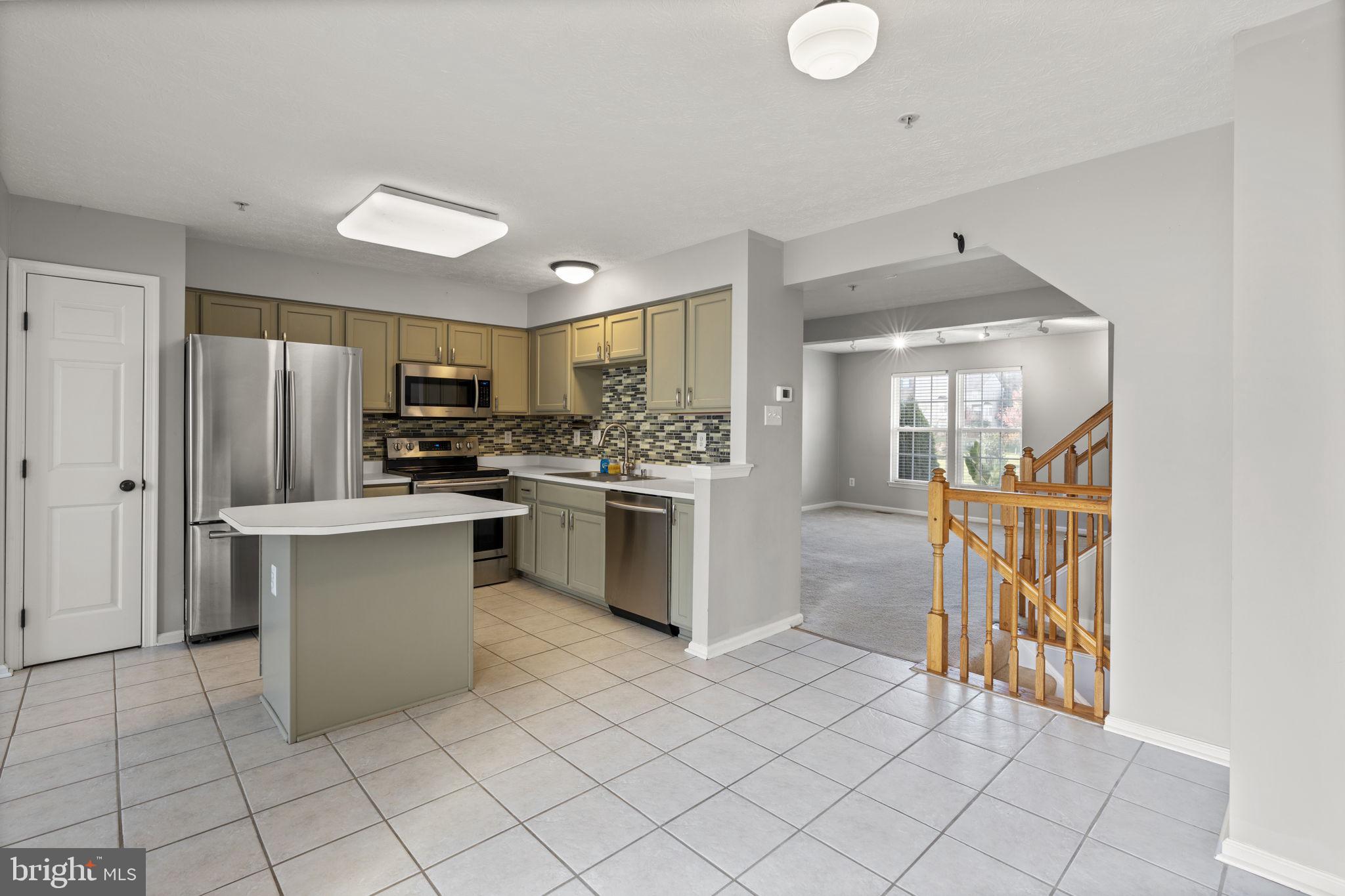 5030 Finsbury Road Rosedale, MD 21237 - Photo 6 of 43