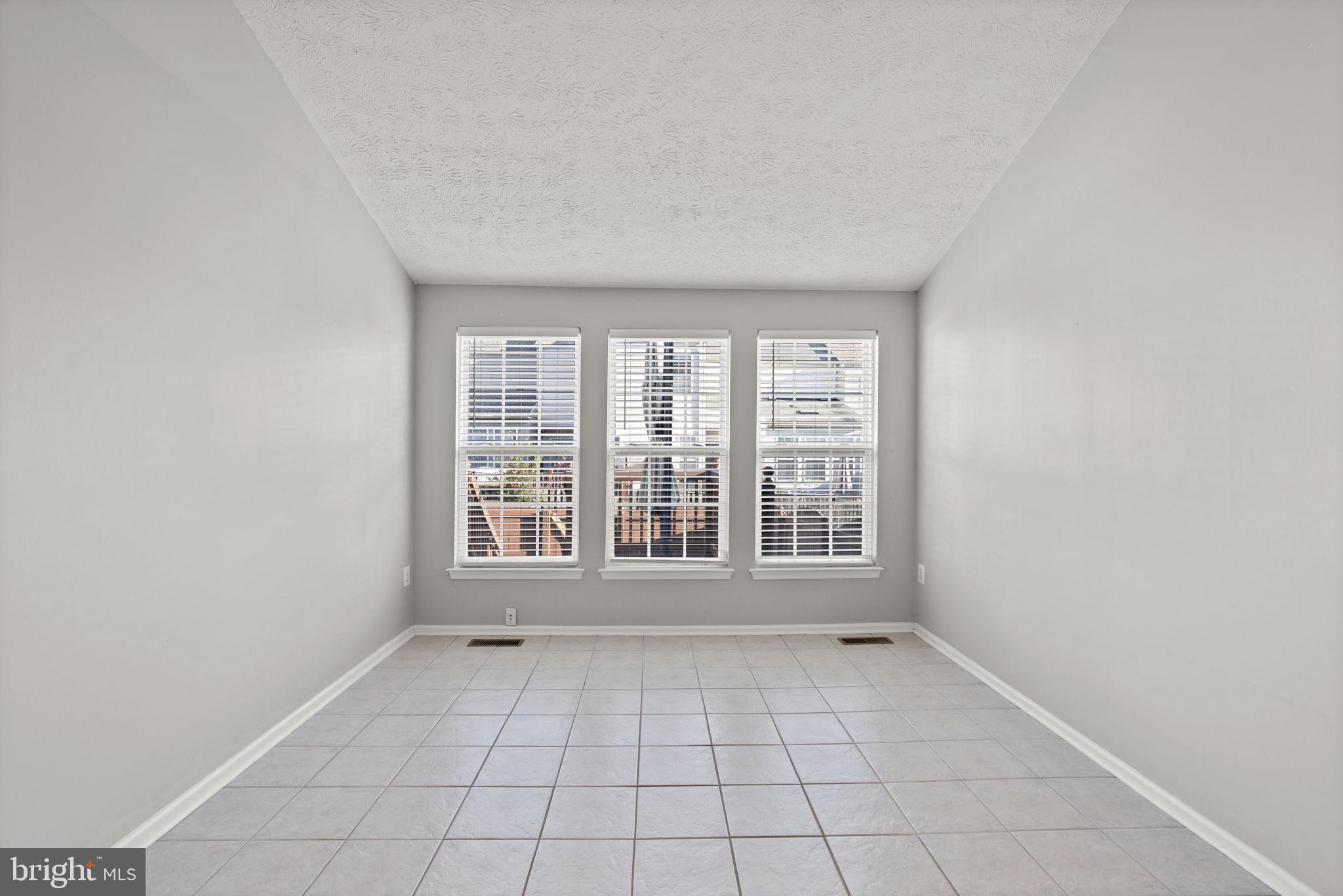 5030 Finsbury Road Rosedale, MD 21237 - Photo 9 of 43