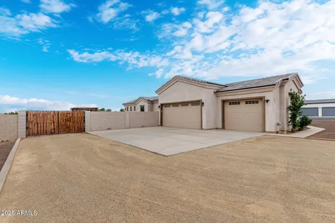 $1,050,000 | 19731 West Amelia Avenue, Buckeye, AZ 85396