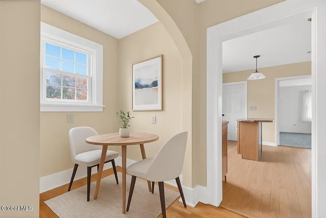 $349,900 | 1158 Hedgewood Lane, Niskayuna, NY 12309