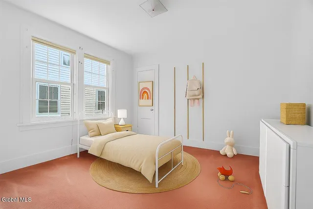 $349,900 | 1158 Hedgewood Lane, Niskayuna, NY 12309