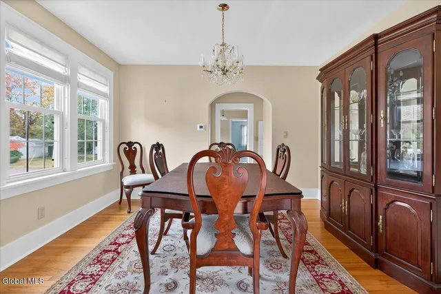 $349,900 | 1158 Hedgewood Lane, Niskayuna, NY 12309