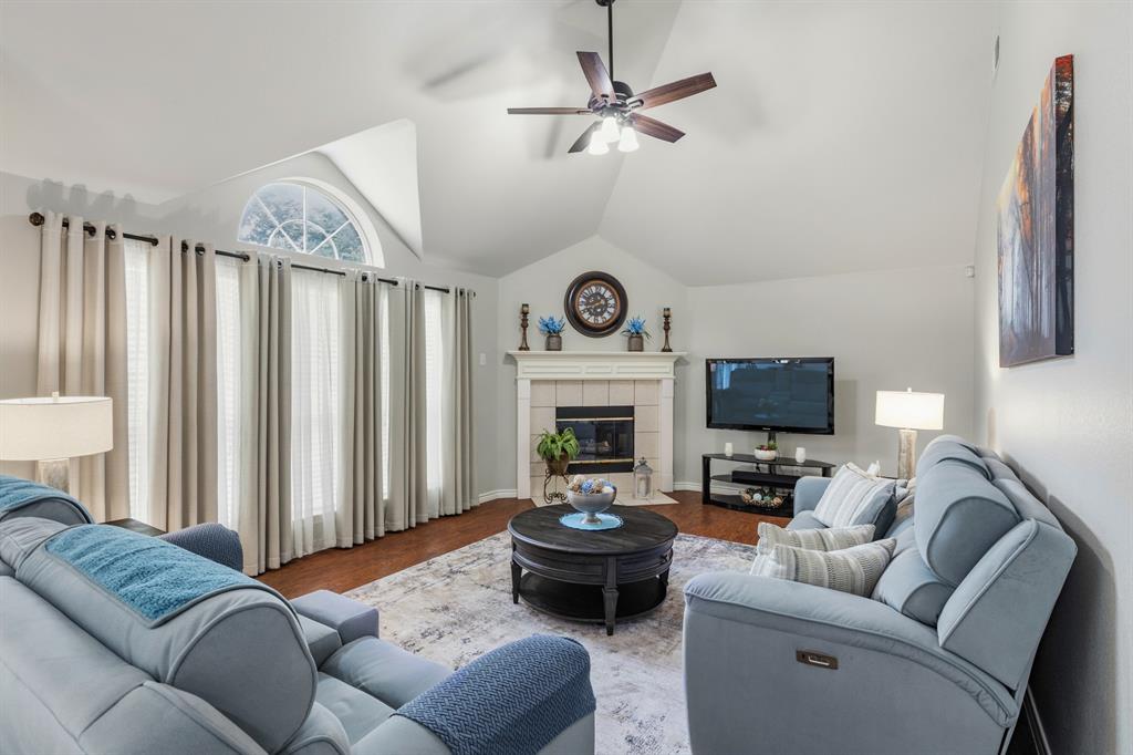 10802 St Annes Drive Rowlett, TX 75089 - Photo 18 of 40