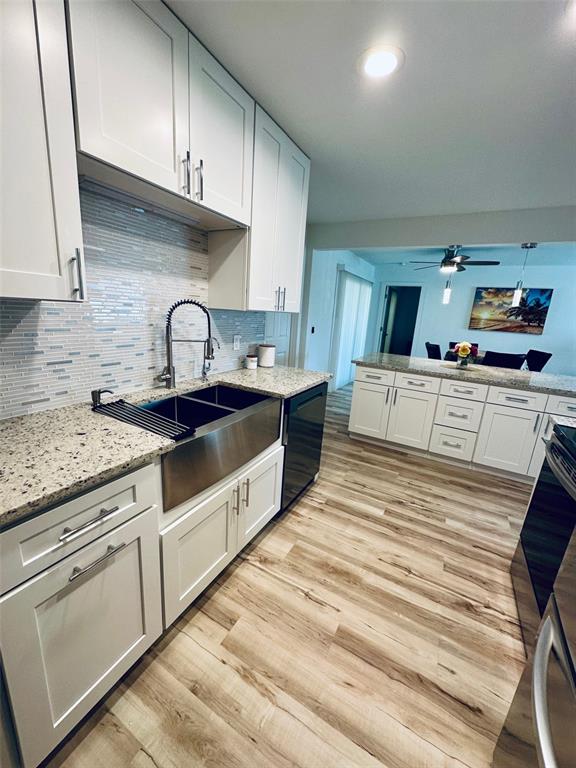 1045 Cumberland Road Venice, FL 34293 - Photo 12 of 33