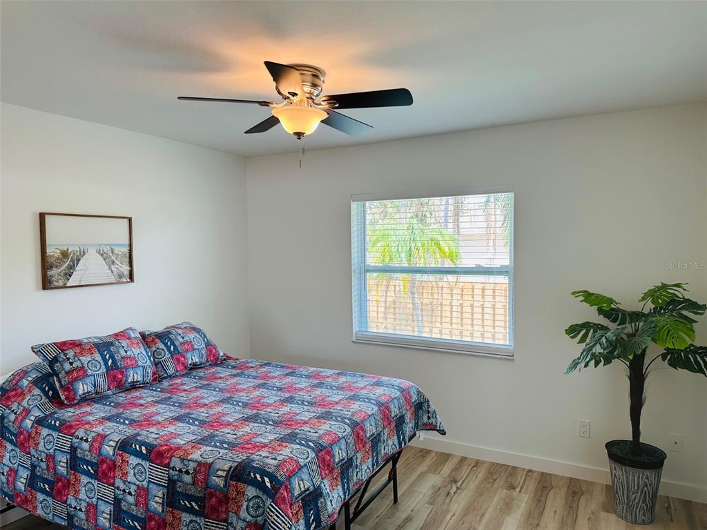 1045 Cumberland Road Venice, FL 34293 - Photo 24 of 33