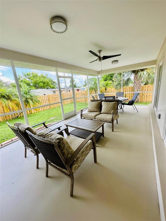 1045 Cumberland Road Venice, FL 34293 - Photo 25 of 33