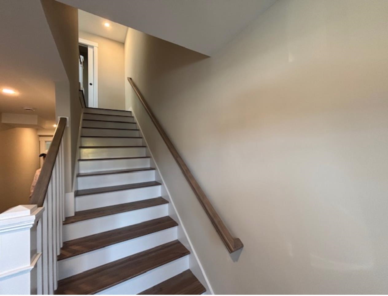 22 Thompson Road North Hampton, NH 03862 - Photo 4 of 19