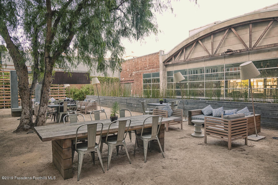 527 Molino Street, Unit 304 Los Angeles, CA 90013 - Photo 21 of 40 _MG_0091-Edit