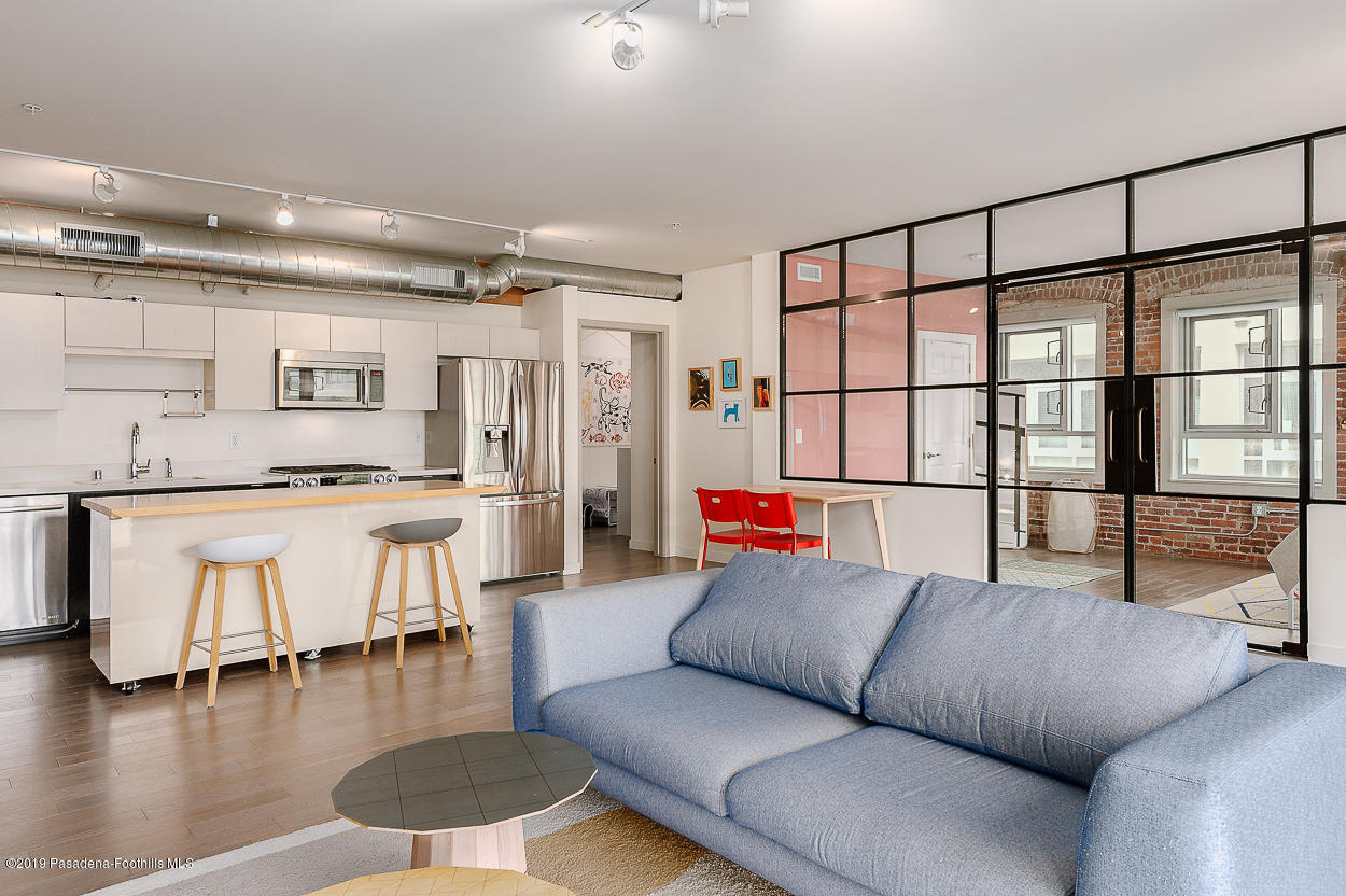 527 Molino Street, Unit 304 Los Angeles, CA 90013 - Photo 9 of 40 527 Molino St #304-004-web