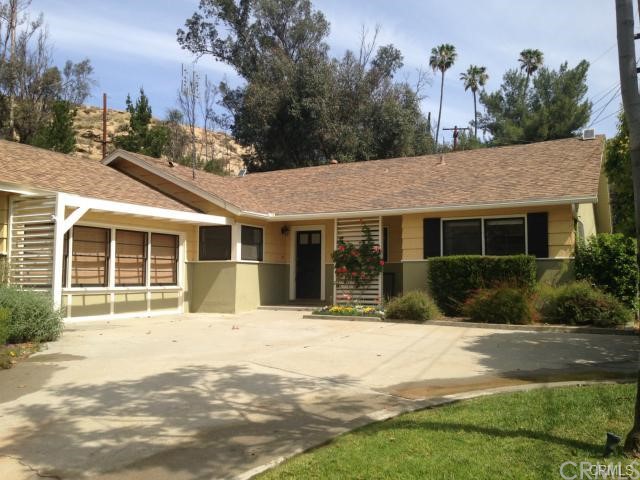 3031 Hickok Way Riverside, CA 92506 - Photo 1 of 1 Charming "Cowboy" streets home in lovely Victoria area. Lovely setting on quiet cul de sac.