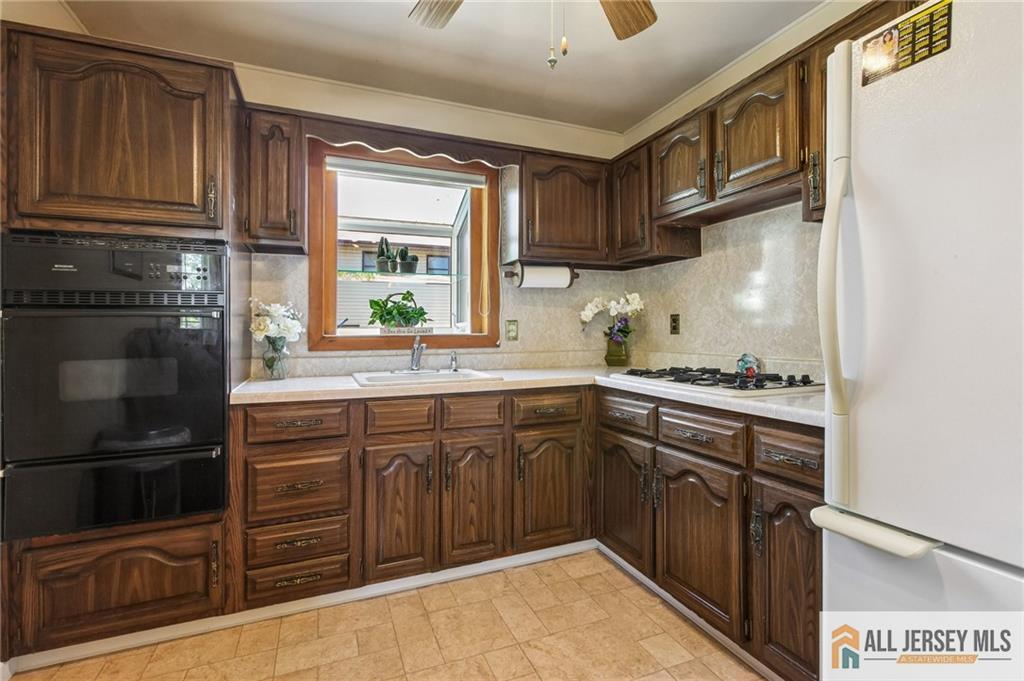 71 Gaub Road Old Bridge, NJ 08857 - Photo 12 of 25