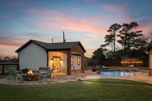 $950,000 | 5022 Riverview Drive, Unit CR930, Alvin, TX 77511