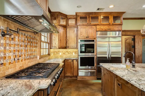 $950,000 | 5022 Riverview Drive, Unit CR930, Alvin, TX 77511