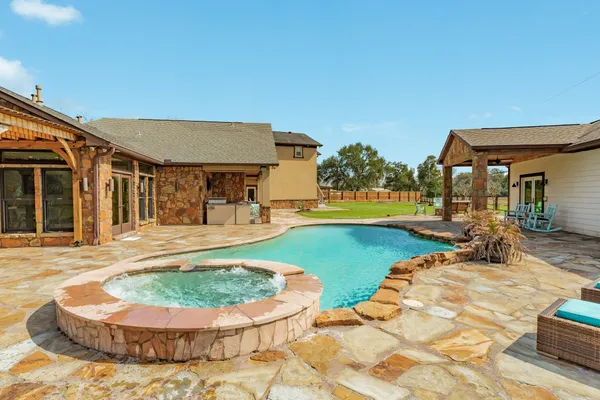 $950,000 | 5022 Riverview Drive, Unit CR930, Alvin, TX 77511