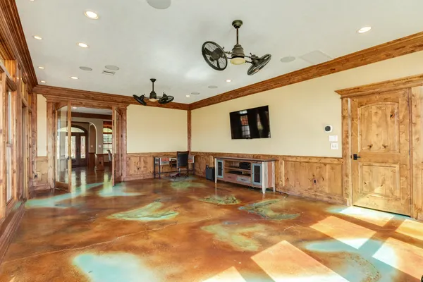 $950,000 | 5022 Riverview Drive, Unit CR930, Alvin, TX 77511