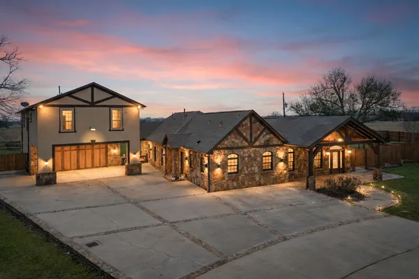 $950,000 | 5022 Riverview Drive, Unit CR930, Alvin, TX 77511