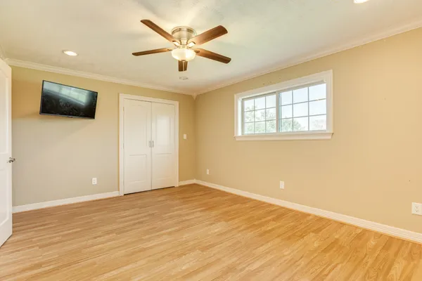 $950,000 | 5022 Riverview Drive, Unit CR930, Alvin, TX 77511