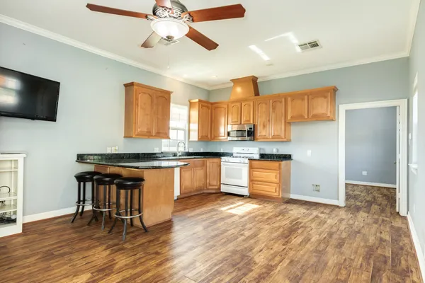 $950,000 | 5022 Riverview Drive, Unit CR930, Alvin, TX 77511