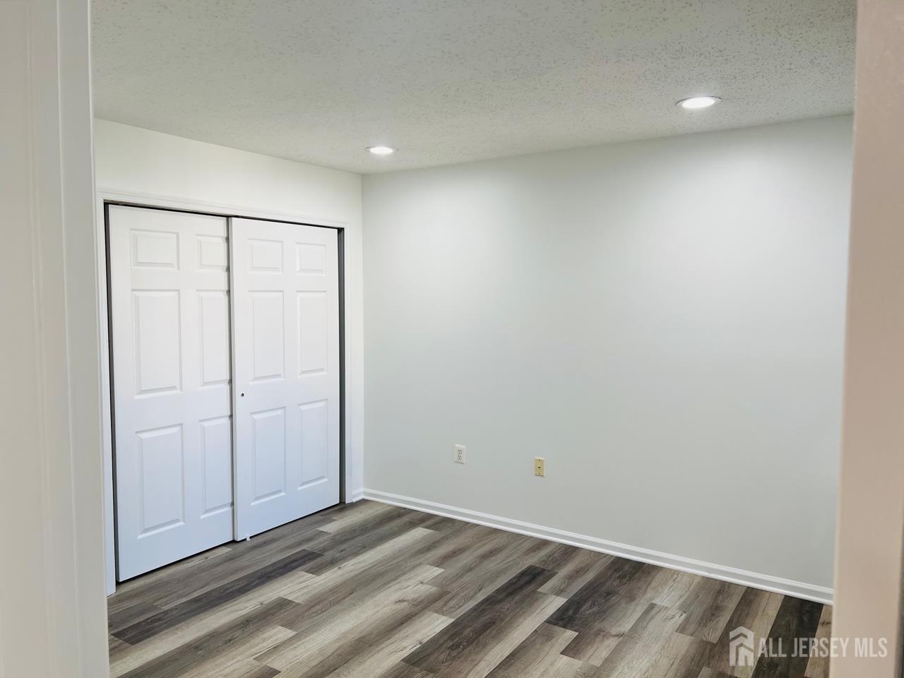 41 Prestwick Way Edison, NJ 08820 - Photo 15 of 17