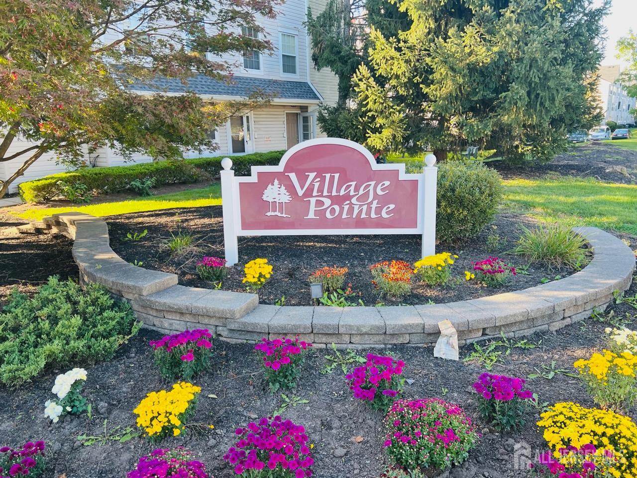 41 Prestwick Way Edison, NJ 08820 - Photo 2 of 17