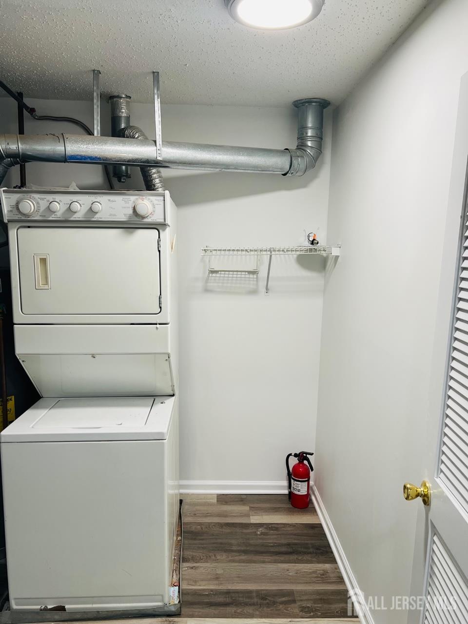 41 Prestwick Way Edison, NJ 08820 - Photo 5 of 17